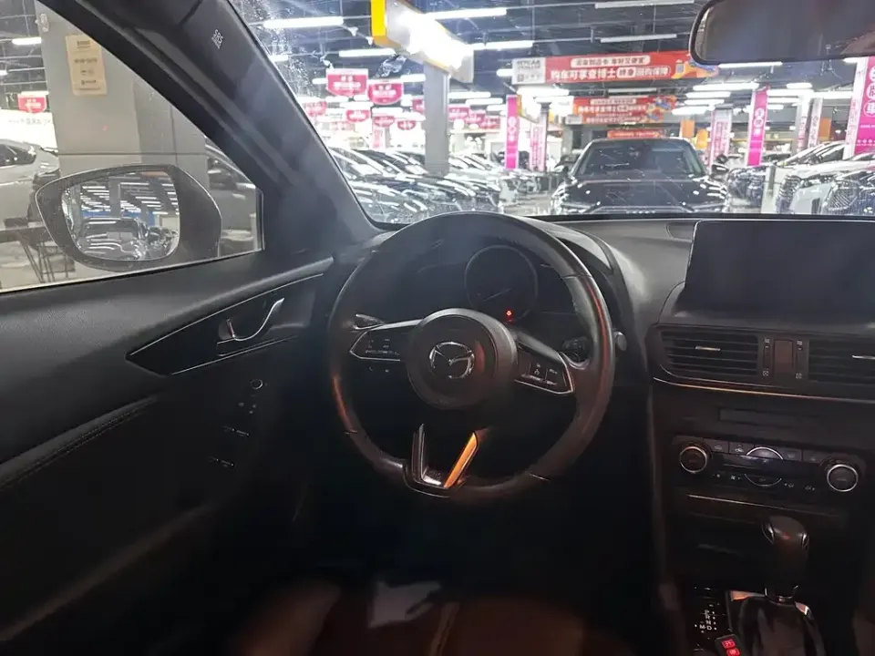 Mazda CX-4