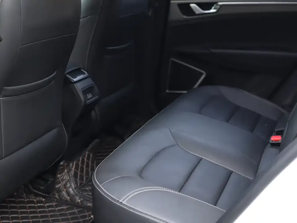 Geely Emgrand GL
