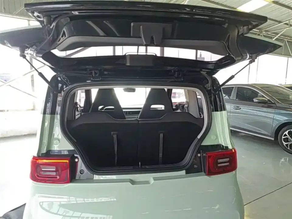 Wuling MINIEV