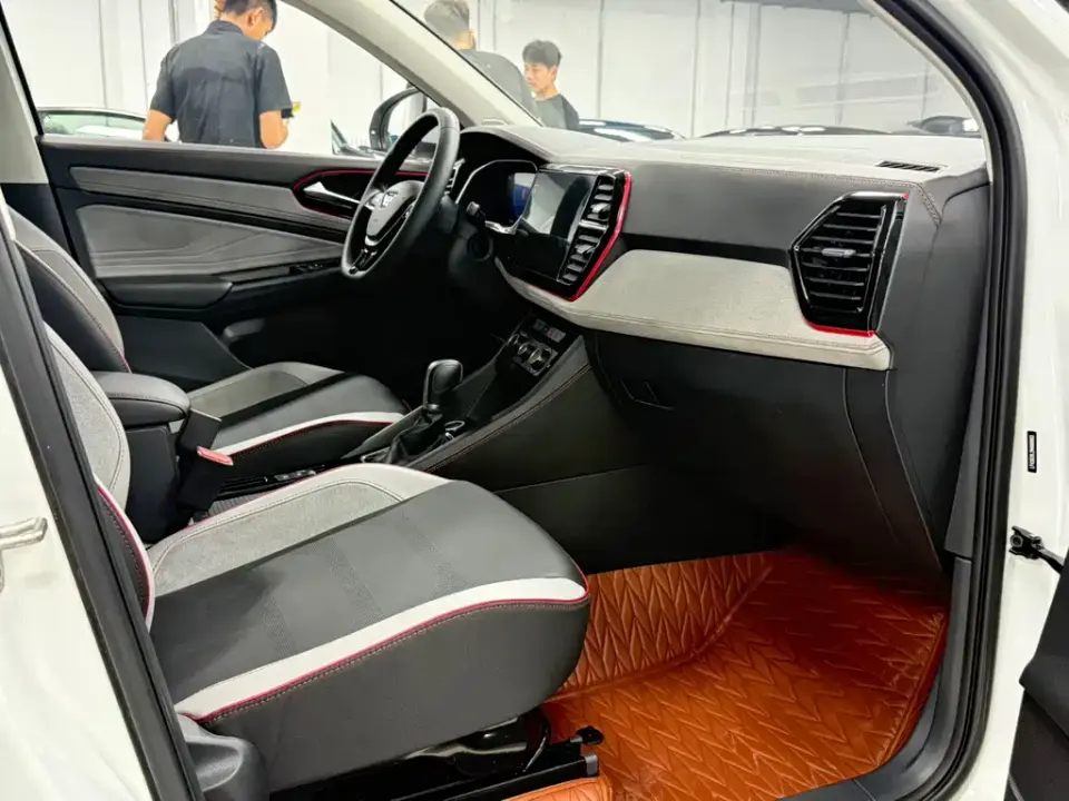 Jetta VS7