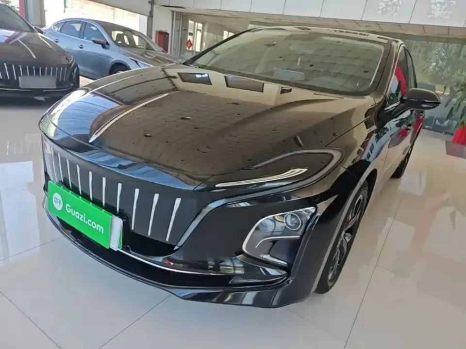 Hongqi Hongqi E-QM5