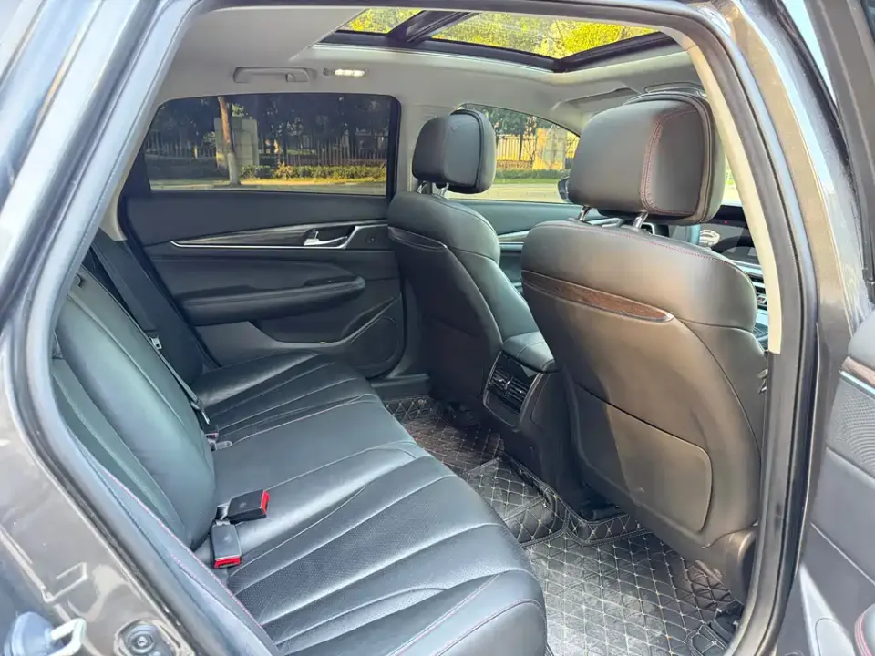 GAC Trumpchi GA8
