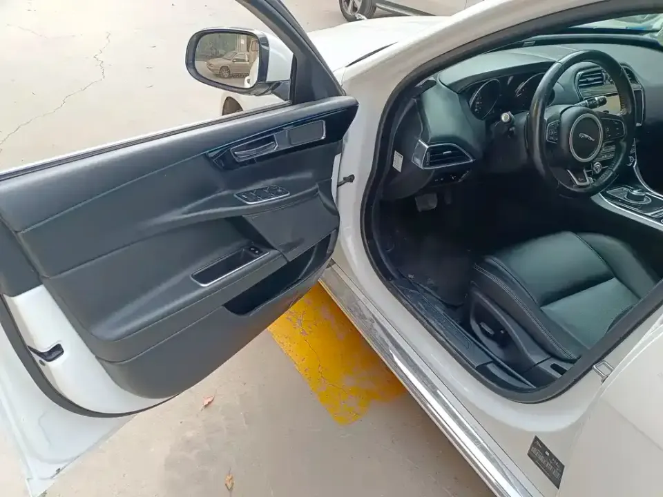 Jaguar XEL
