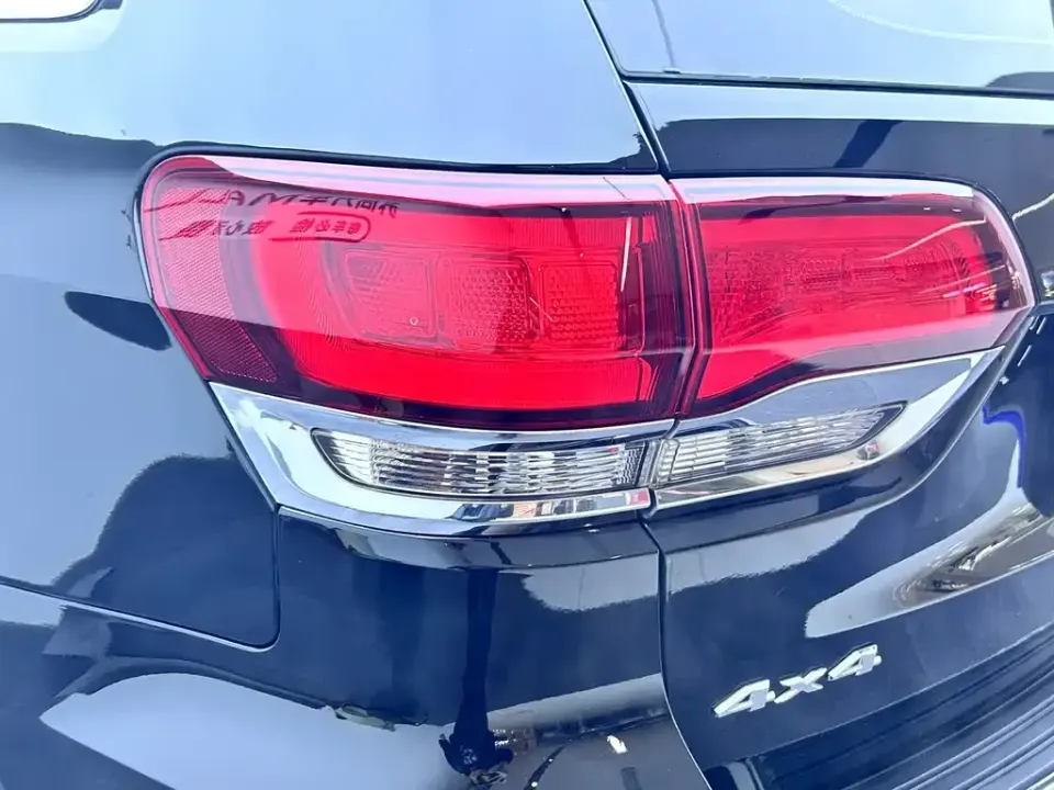 Jeep Grand Cherokee (Import)