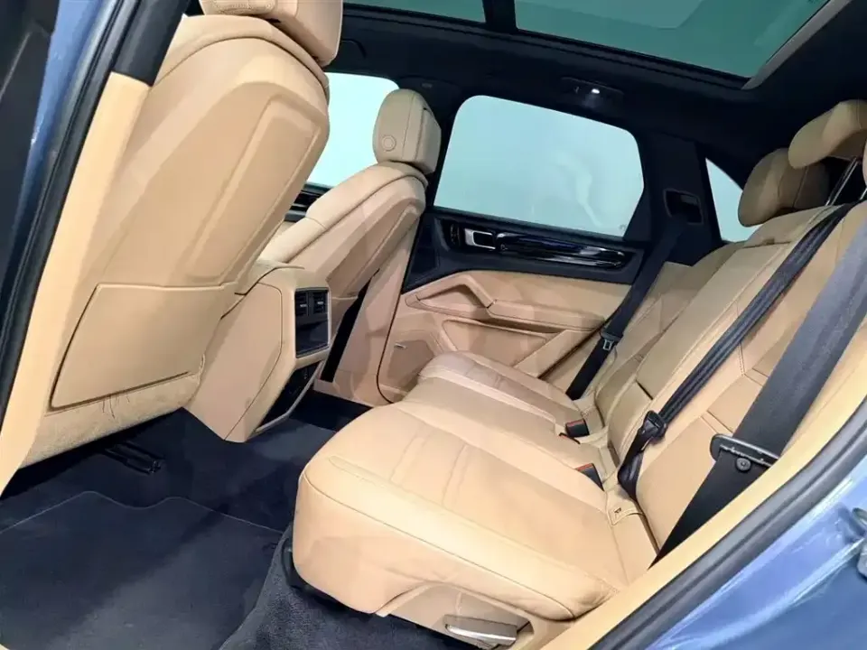 Porsche Cayenne Hybrid