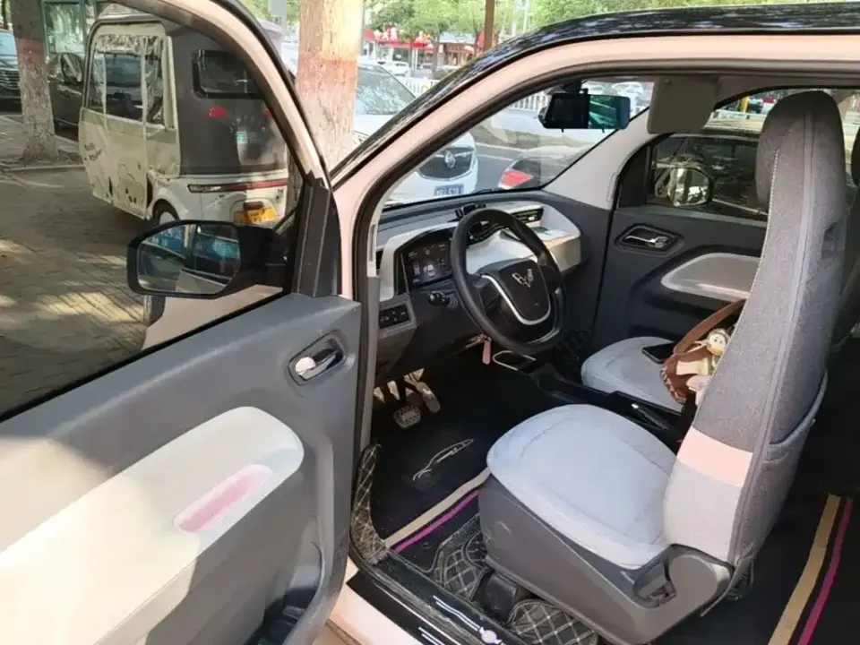 Wuling MINIEV