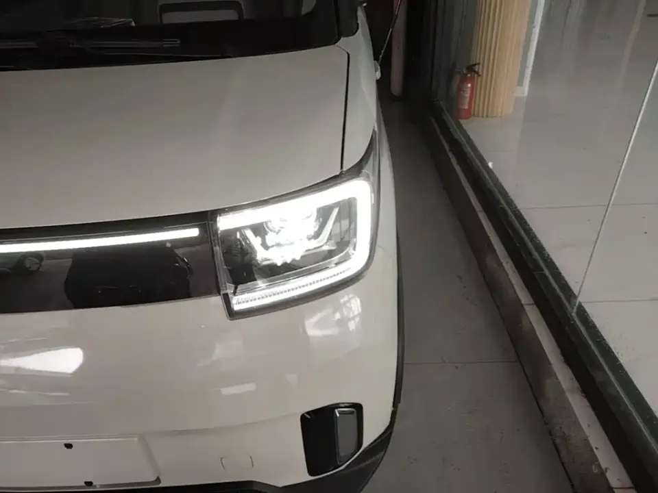 Wuling MINIEV