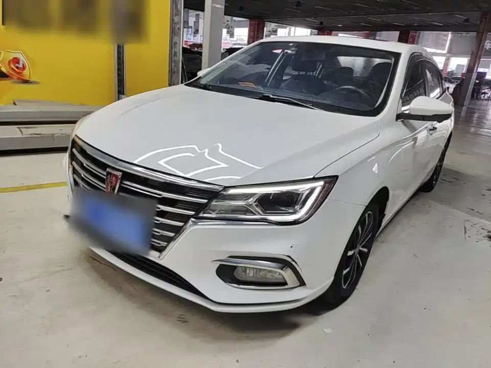 Roewe i5