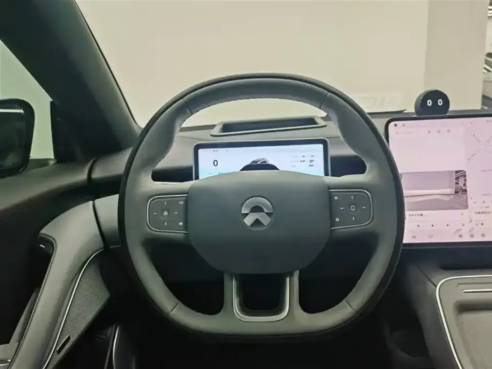 Nio ET5T