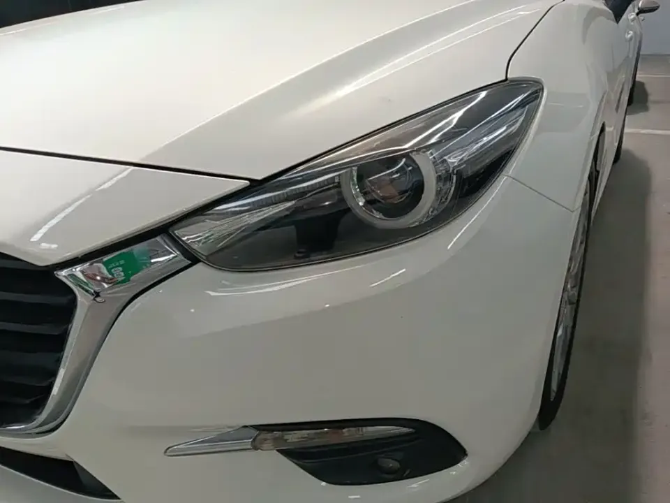 Mazda 3 Axela