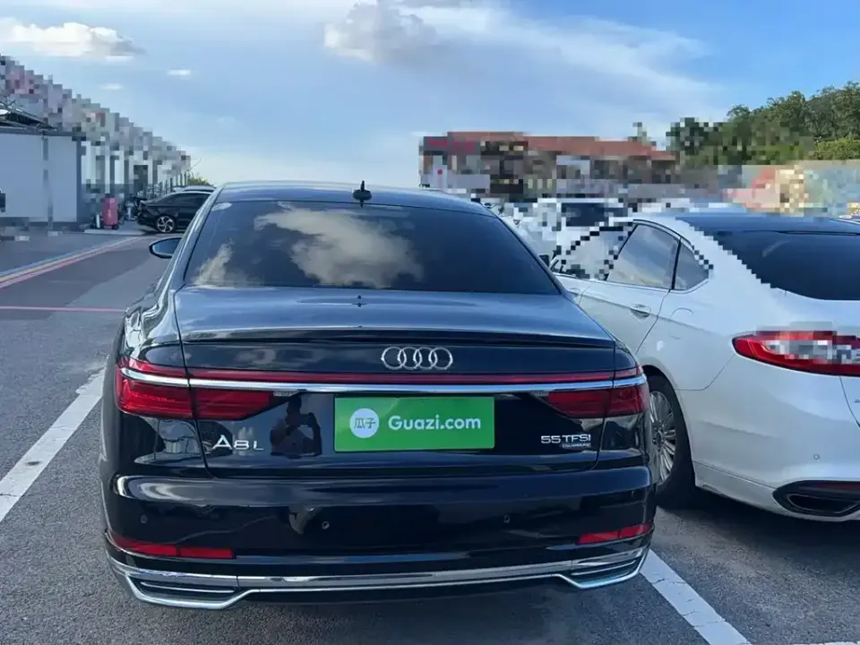 Audi A8