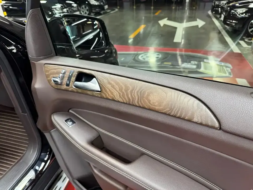 Mercedes-Benz GLE (Import)