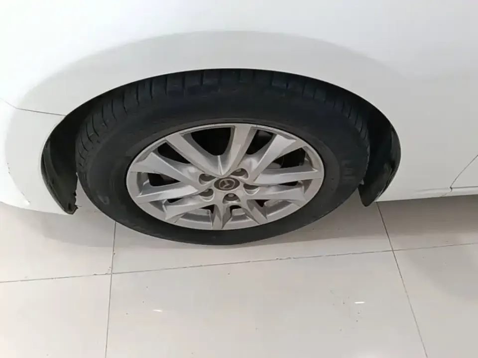 Mazda 3 Axela
