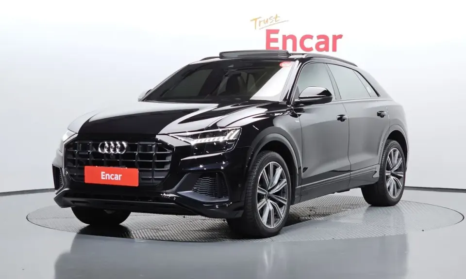 Audi Q8