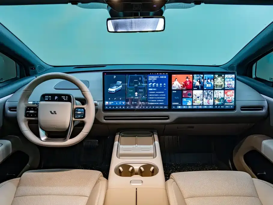 Li Li i6