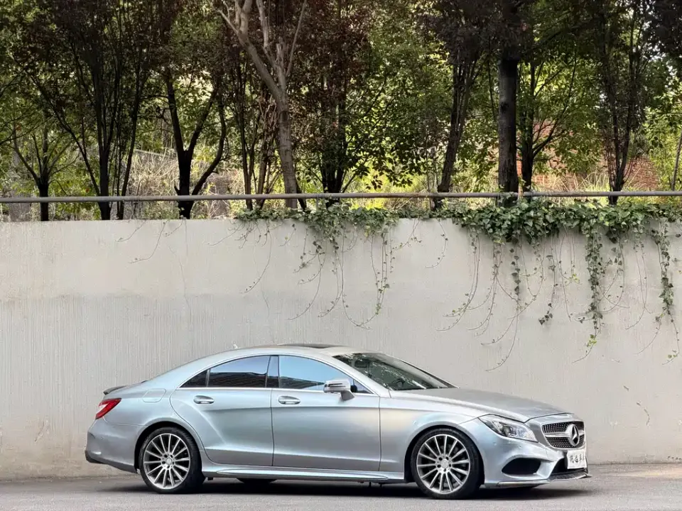Mercedes-Benz CLS