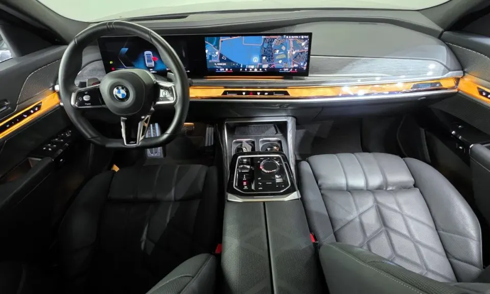 BMW 7-Series