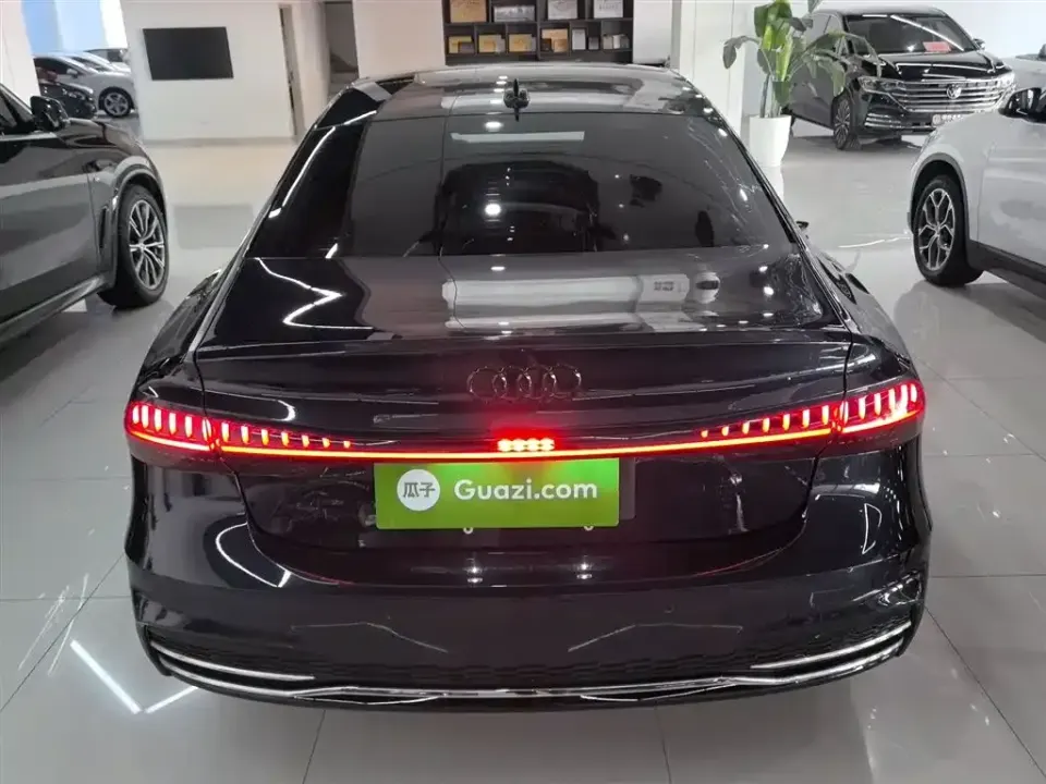Audi A7L