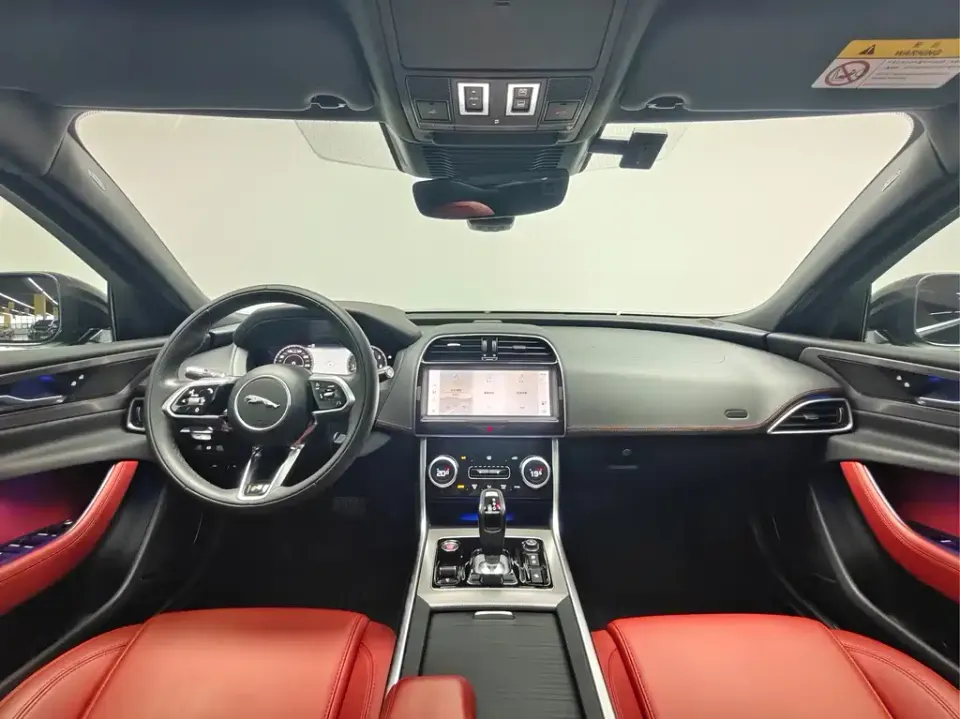 Jaguar XEL
