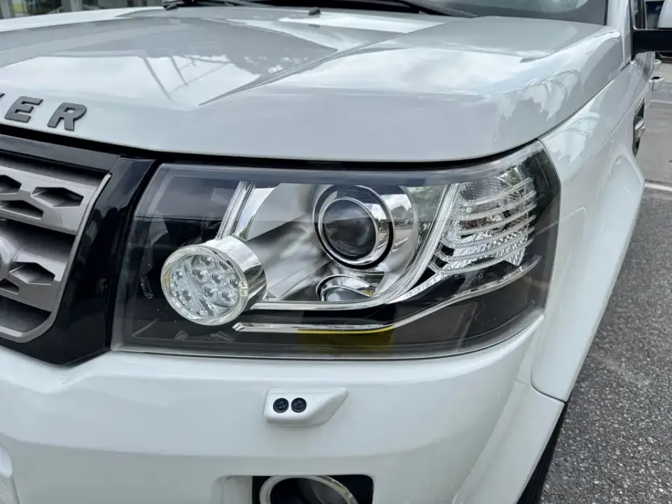 Land Rover Freelander 2