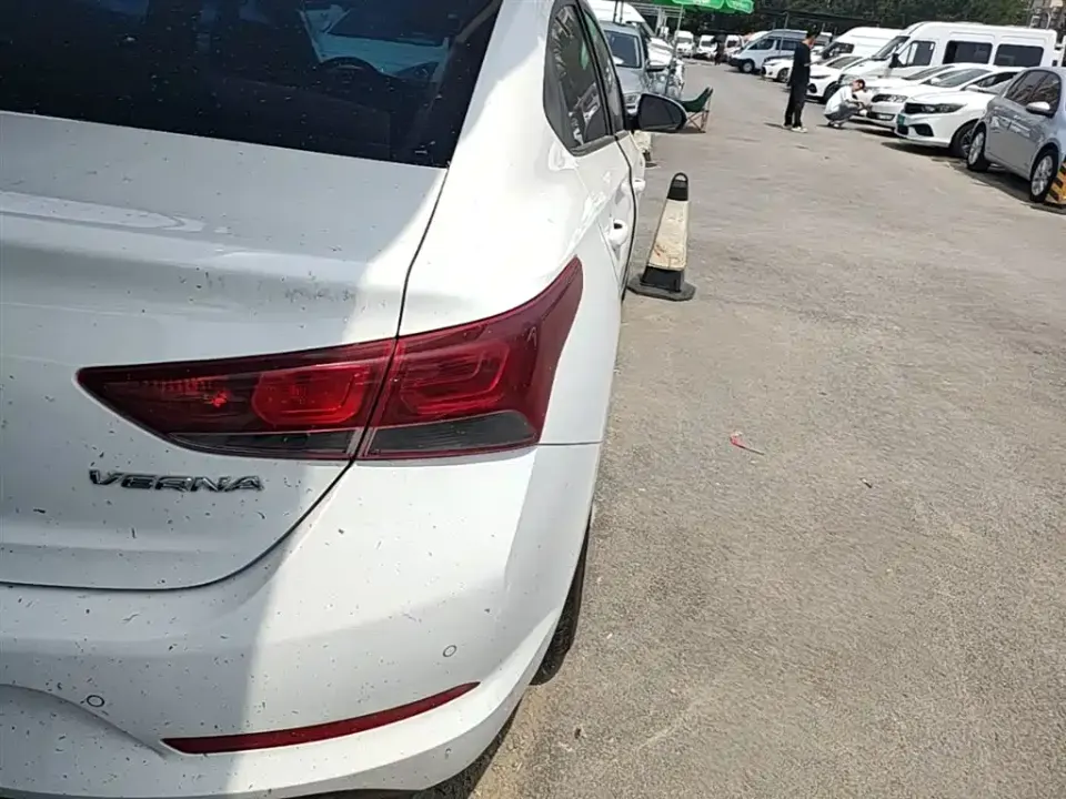 Hyundai Verna