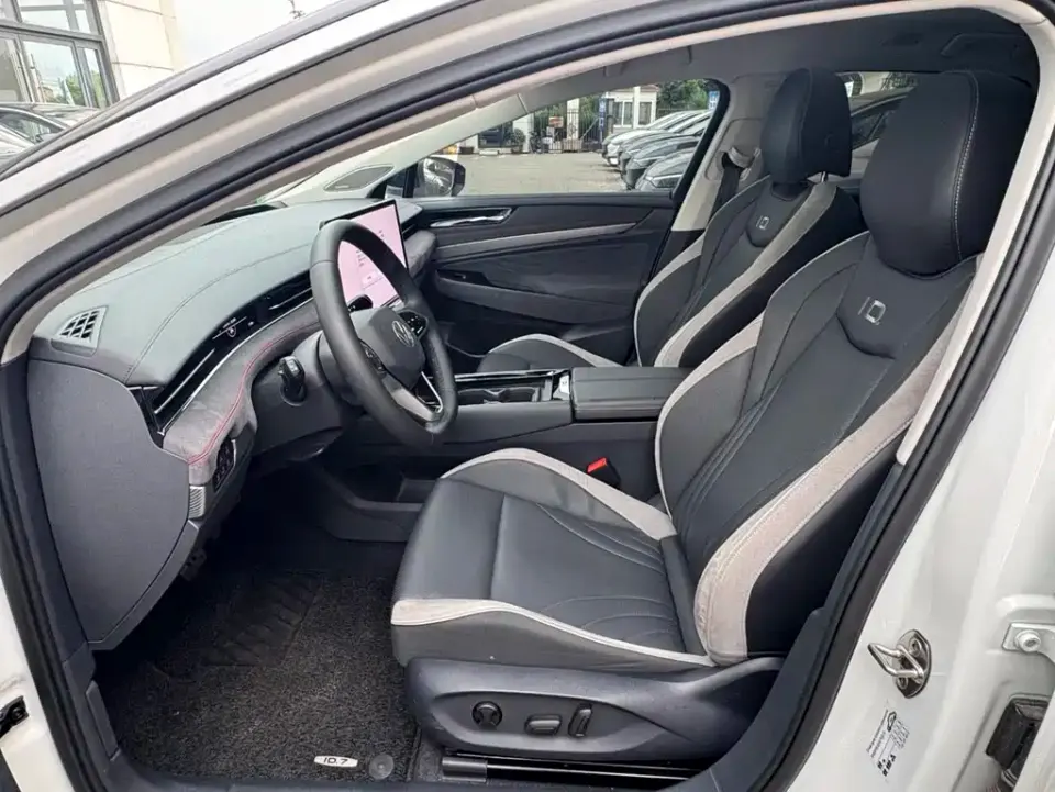 Volkswagen ID.7 VIZZION