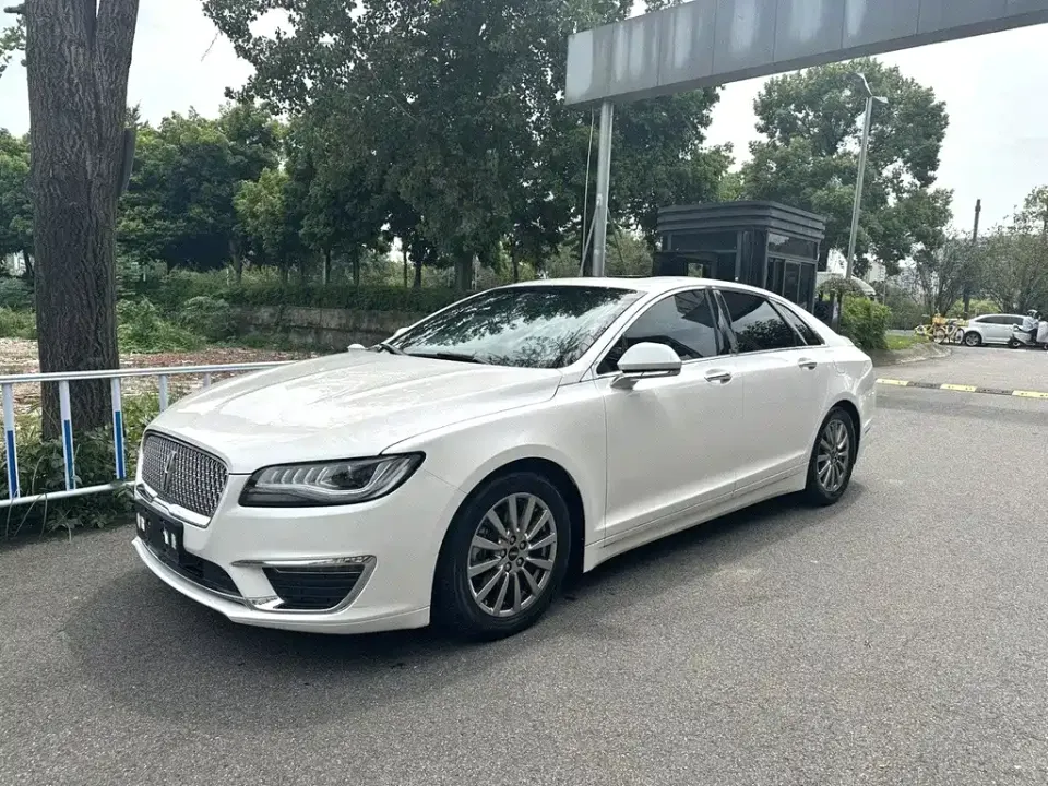 Lincoln MKZ