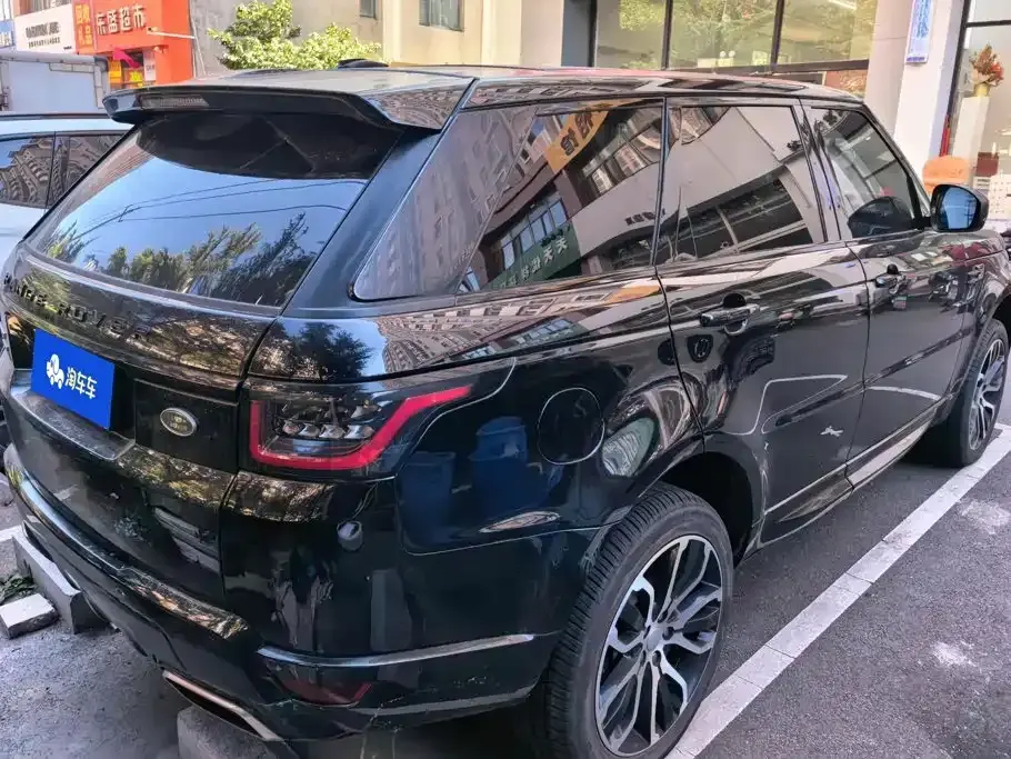 Land Rover Sport