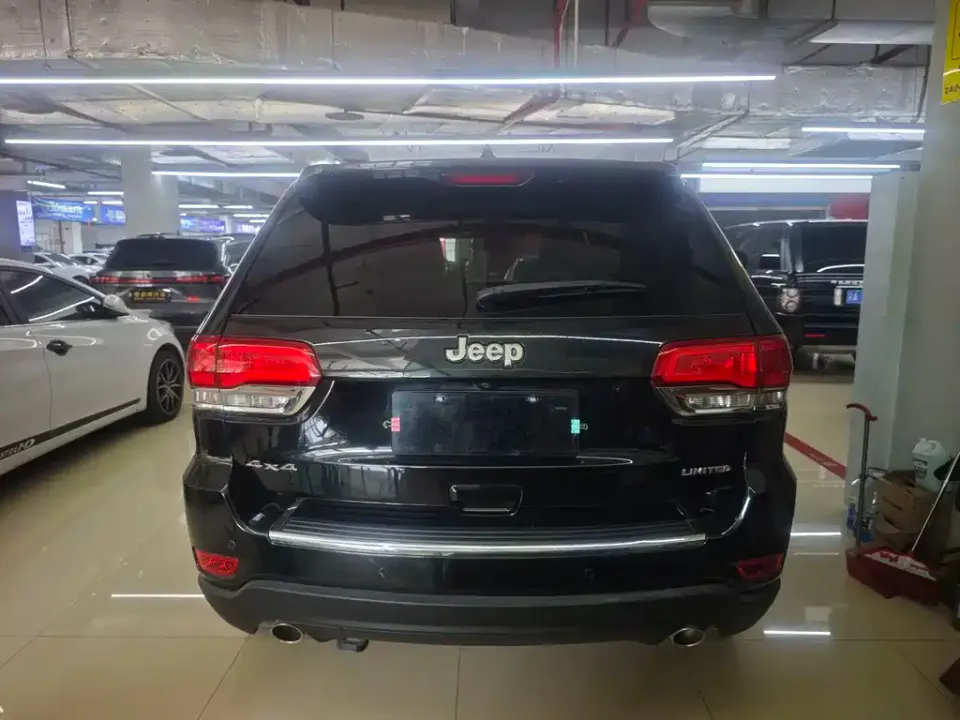 Jeep Grand Cherokee (Import)