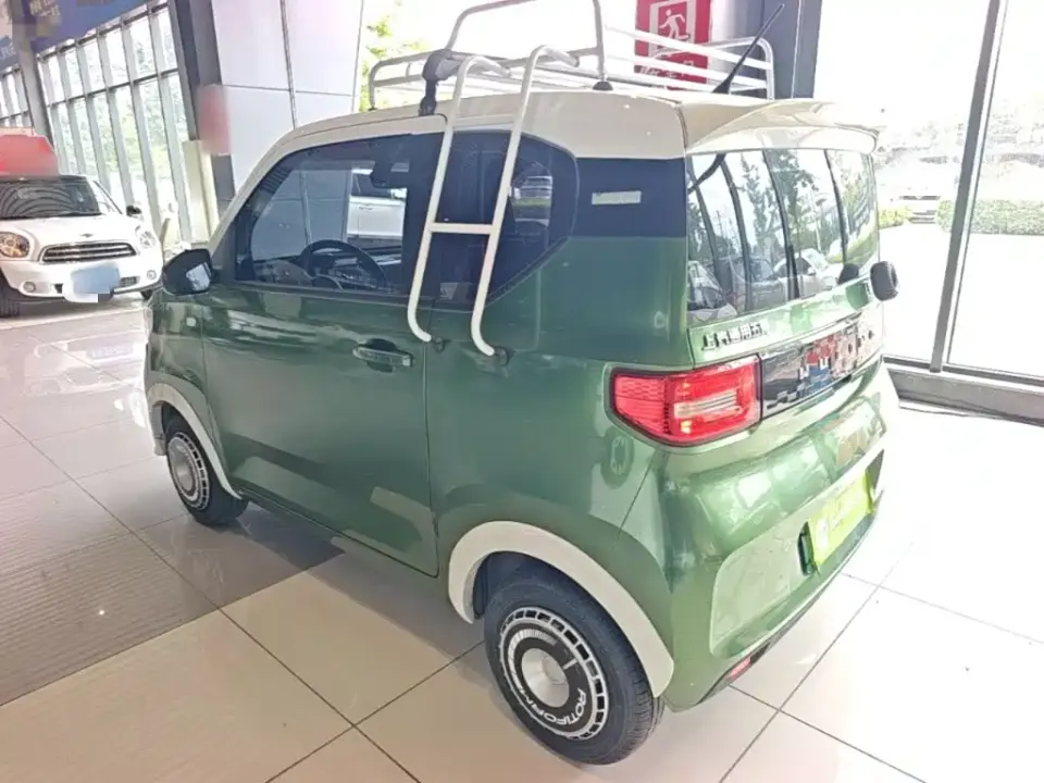 Wuling MINIEV