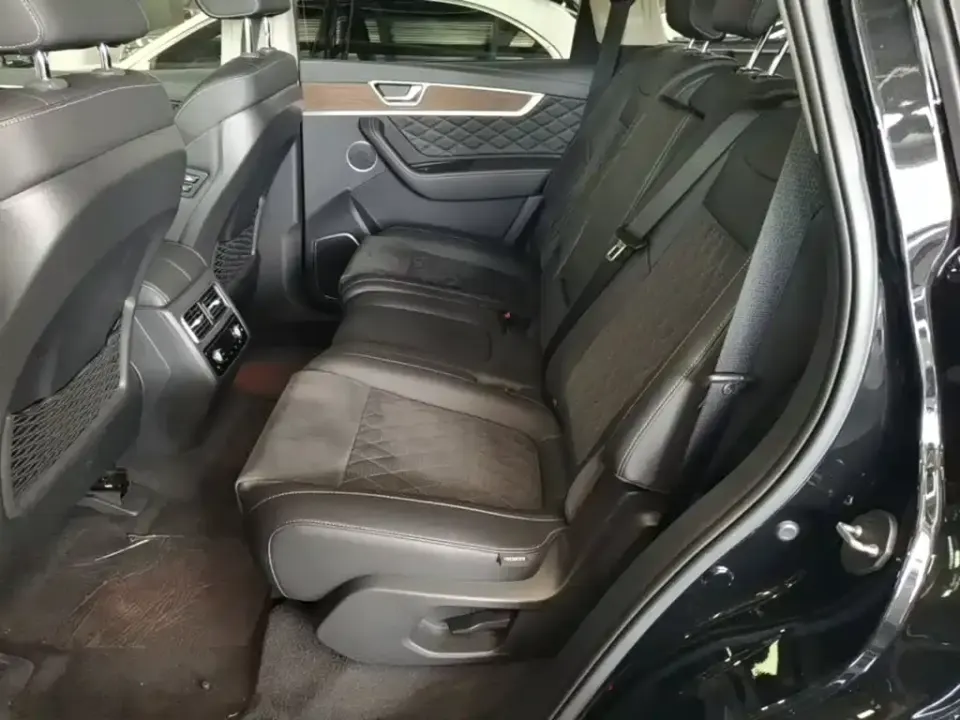 Hongqi Hongqi HS7