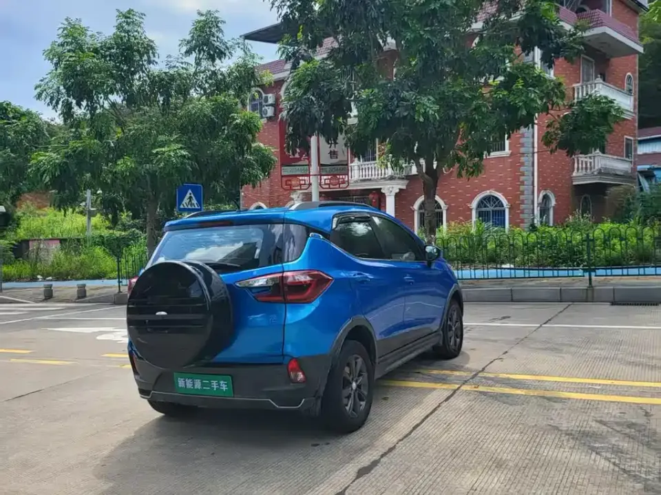 BYD Yuan EV