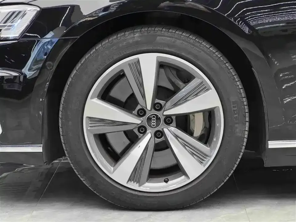 Audi A8 New Energy