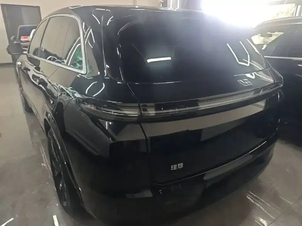 Li Li L7