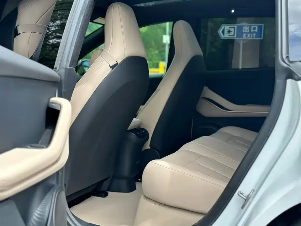 Nio ET5T