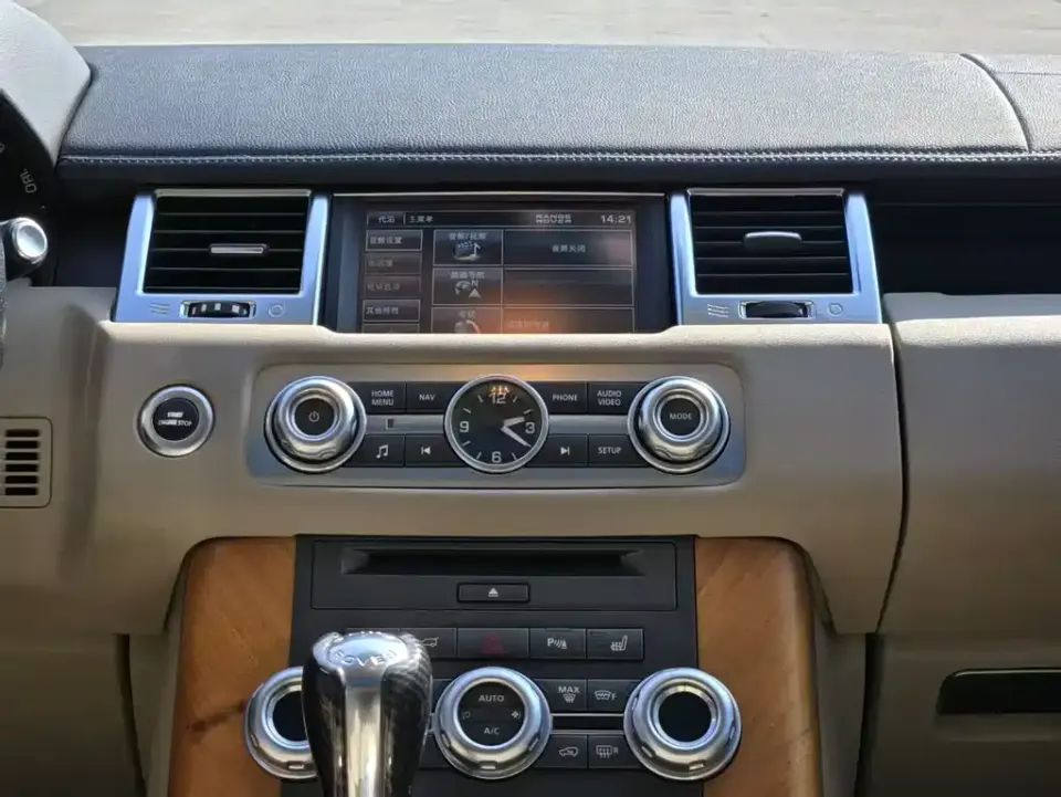 Land Rover Sport