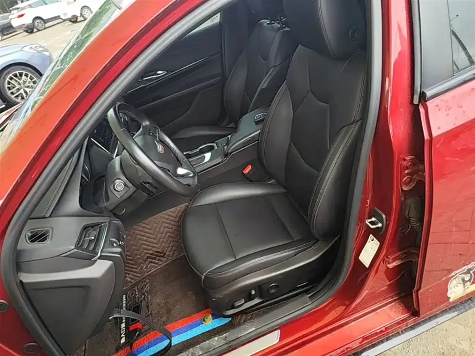 Cadillac CT4