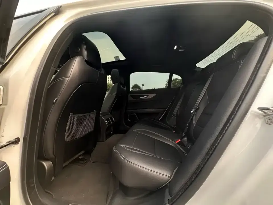 Jaguar XEL