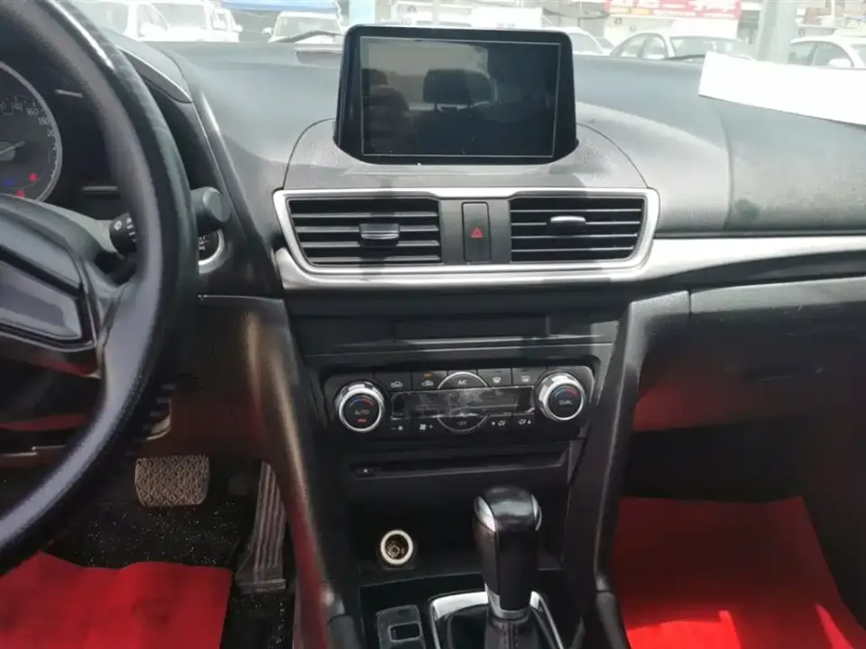 Mazda 3 Axela