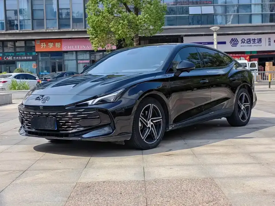 MG MG7