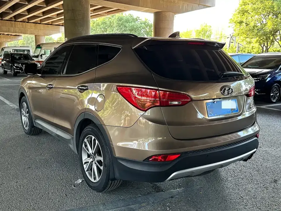 Hyundai Santa Fe (Import)
