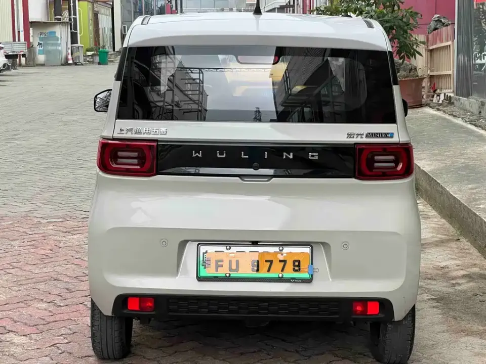 Wuling MINIEV