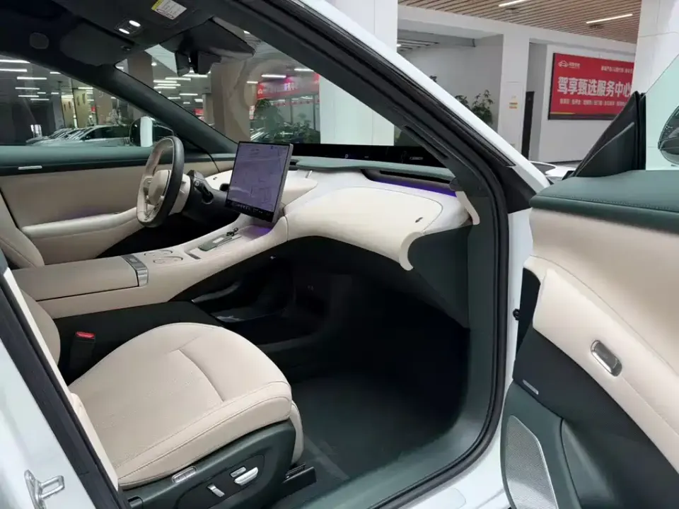 Xiaomi YU7