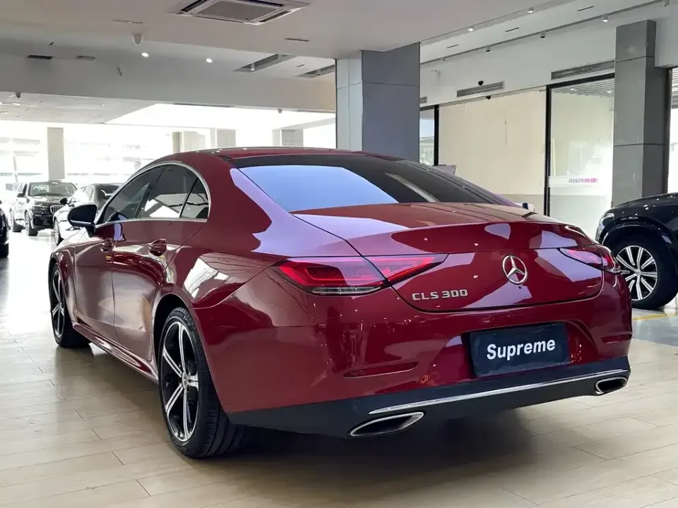 Mercedes-Benz CLS