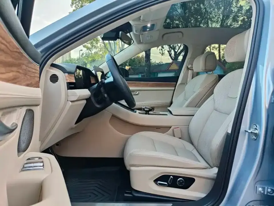 AITO AITO M5