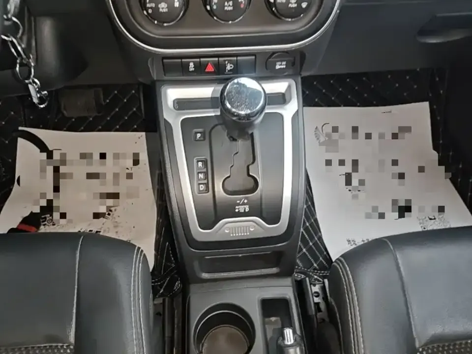 Jeep Compass (Import)