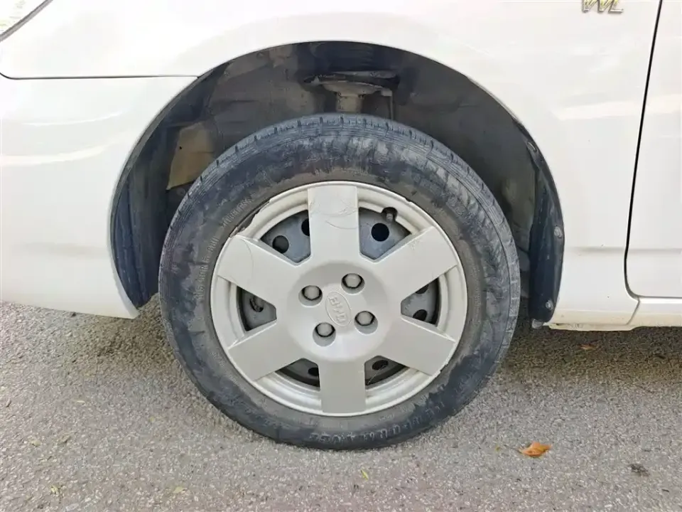 BYD F3