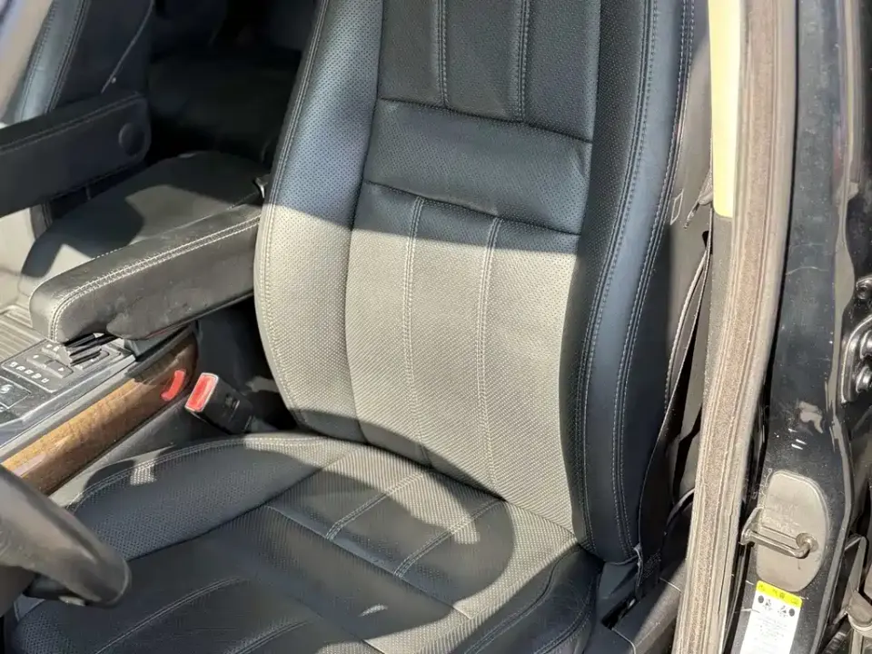 Land Rover Sport