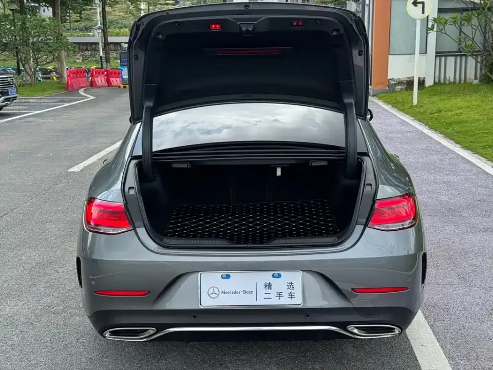 Mercedes-Benz CLS