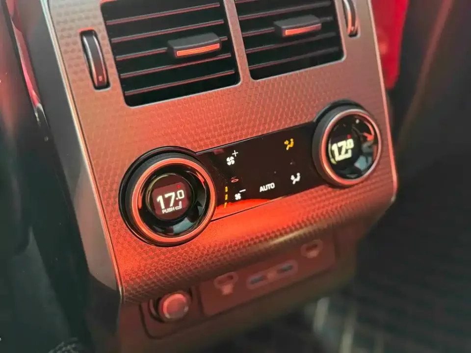 Land Rover Sport